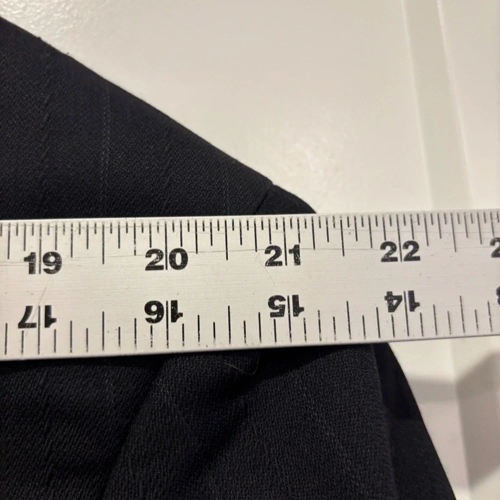 Versace V2 Mens Pinstripe Wool Blazer Sport Coat Made in Switzerland 44L/IT54L